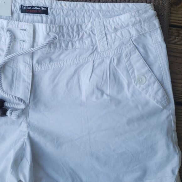 Dalia Collection modern fit white shorts size 10 - Picture 4 of 11
